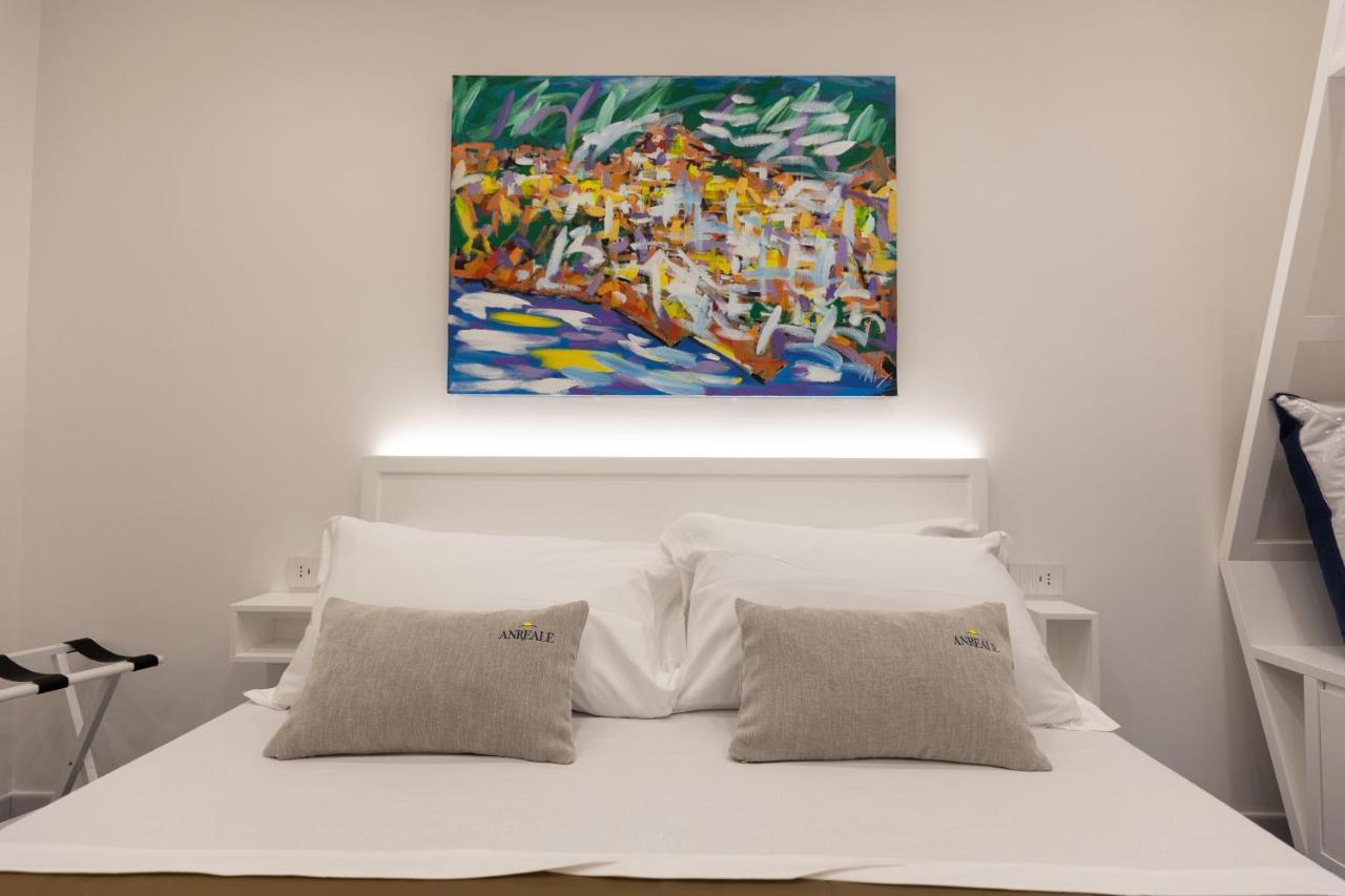 Anreale Rooms 帕埃斯图姆 外观 照片