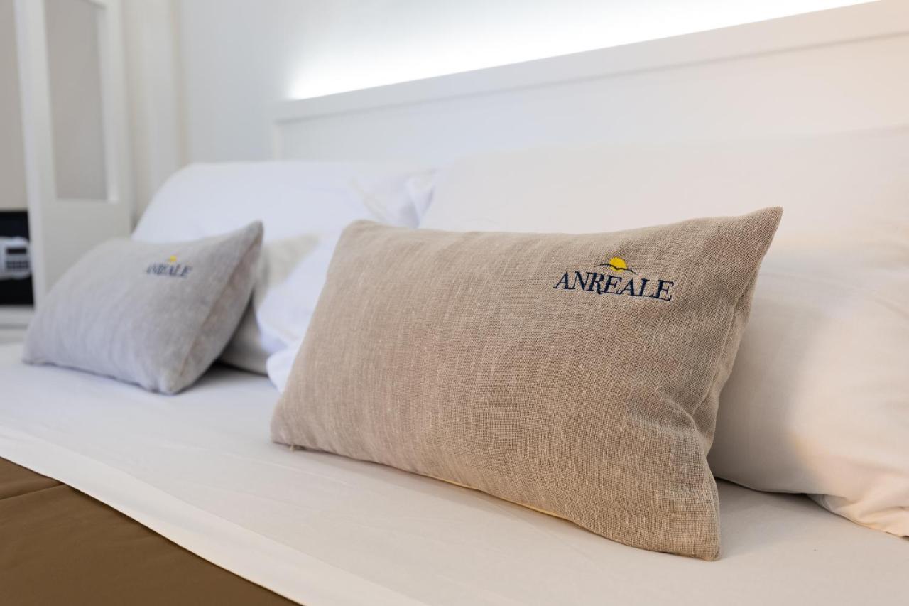 Anreale Rooms 帕埃斯图姆 外观 照片